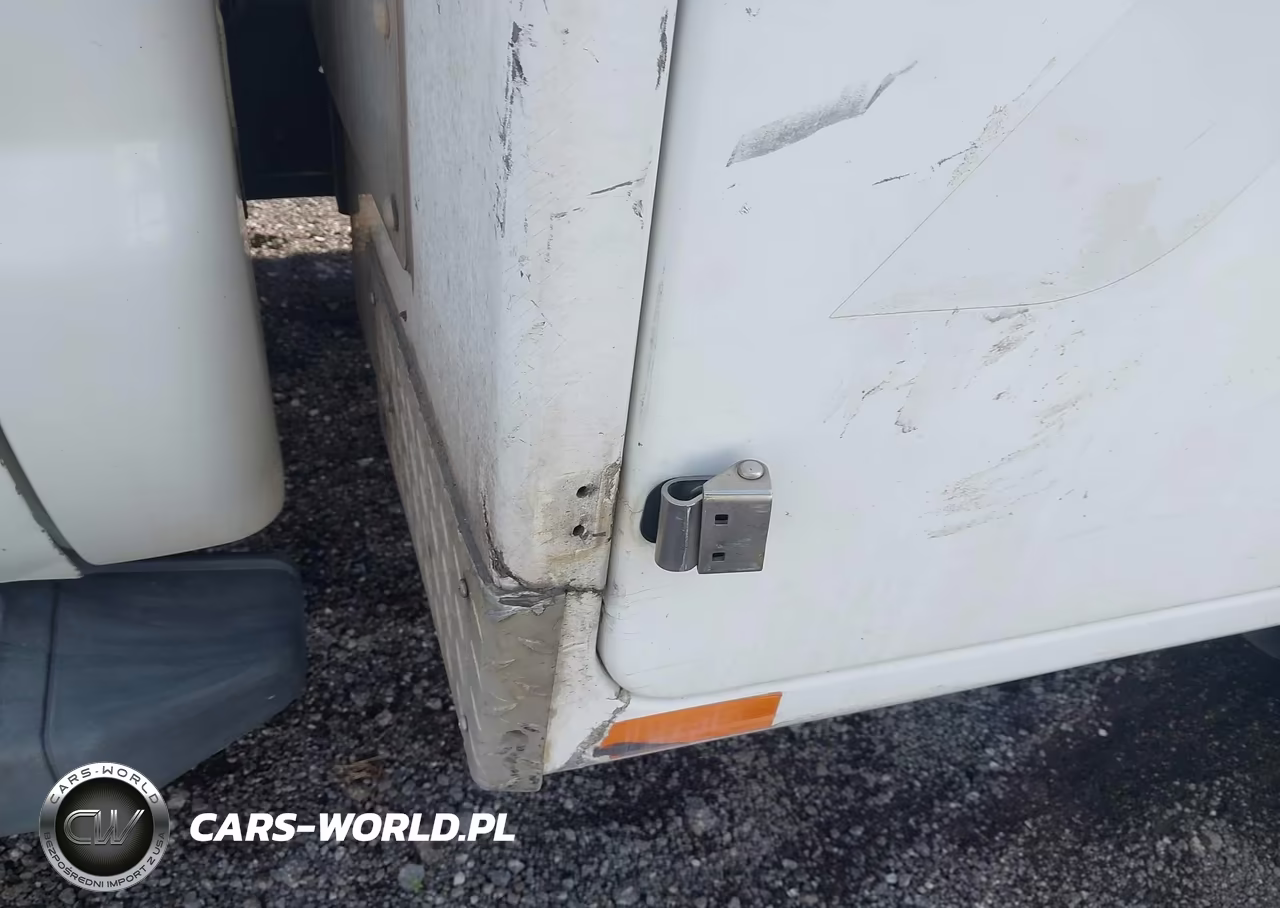 2011 Ford F-450 Chassis Xl VIN:1FDUF4GY8BEA31629 - 17
