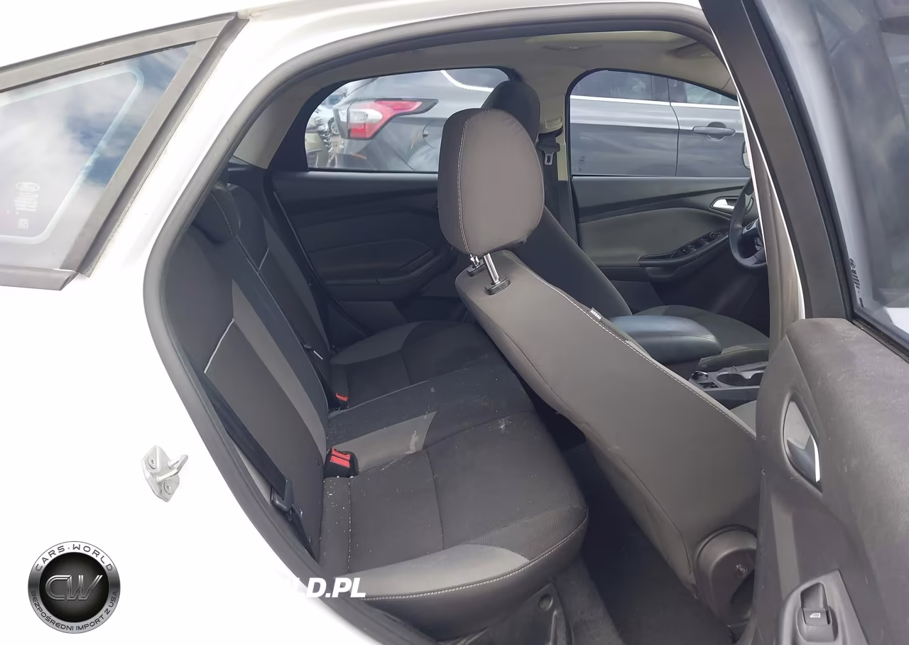2014 Ford Focus Se VIN:1FADP3K2XEL317938 - 8