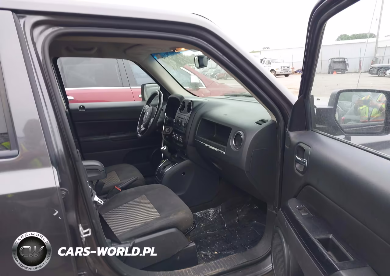 2017 Jeep Patriot Latitude Fwd VIN:1C4NJPFB5HD183968 - 5