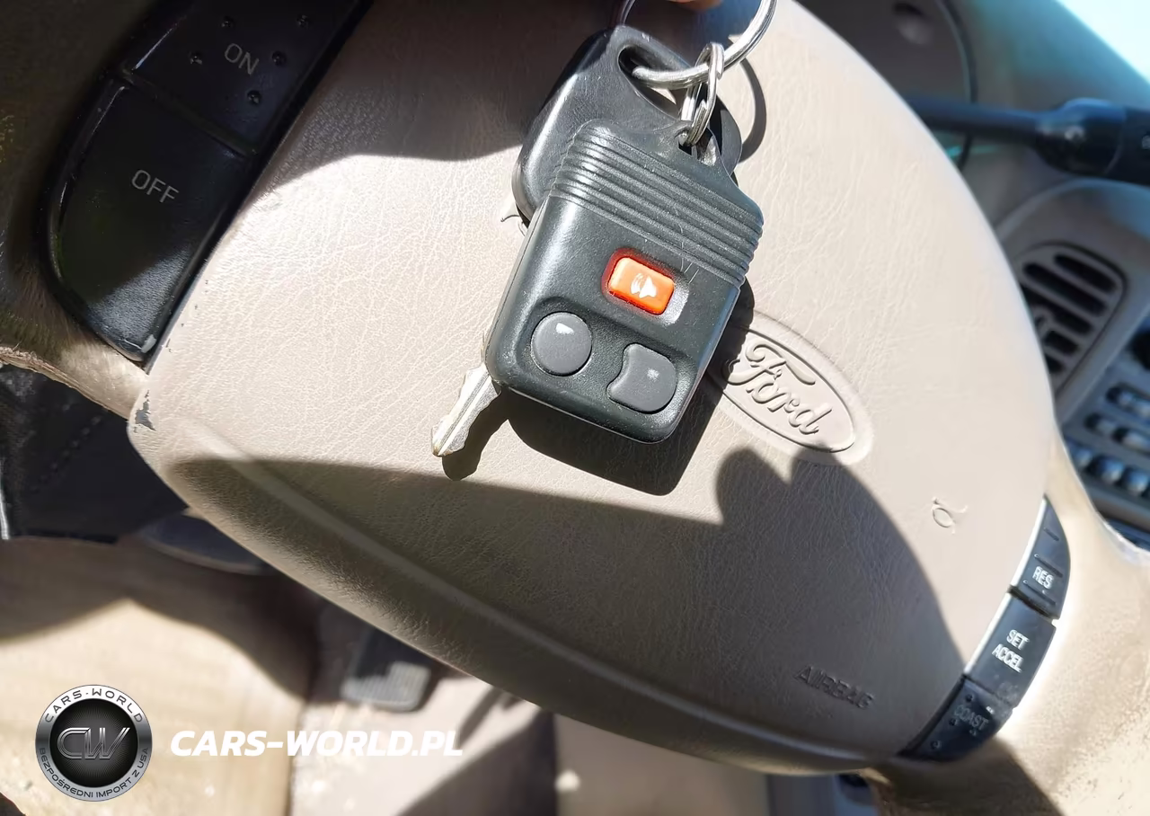 2001 Ford Expedition Eddie Bauer VIN:1FMPU18L91LA74181 - 11