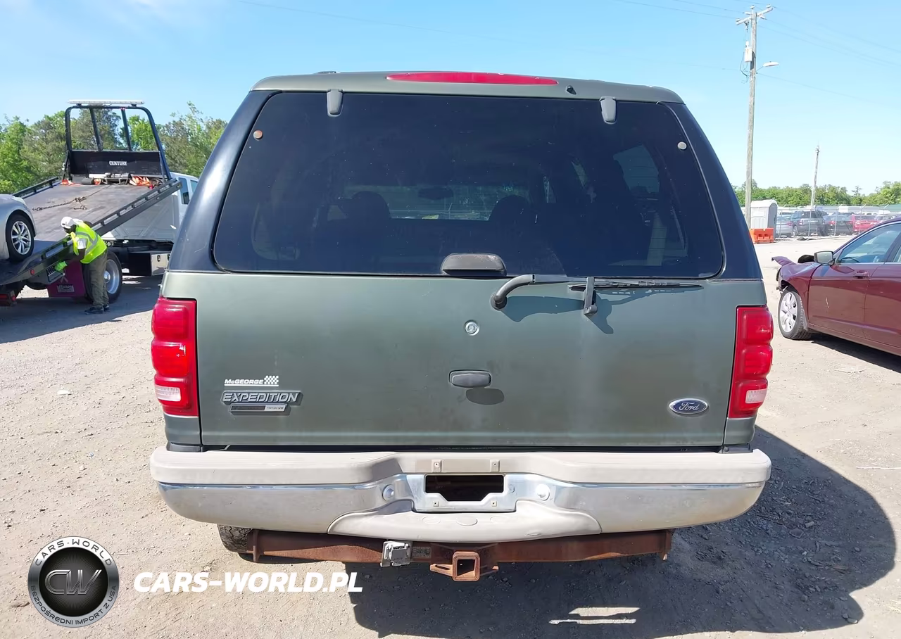 2001 Ford Expedition Eddie Bauer VIN:1FMPU18L91LA74181 - 16