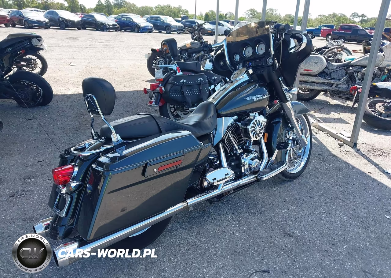 2006 Harley-Davidson Flhxi VIN:1HD1KBW166Y702844 - 4