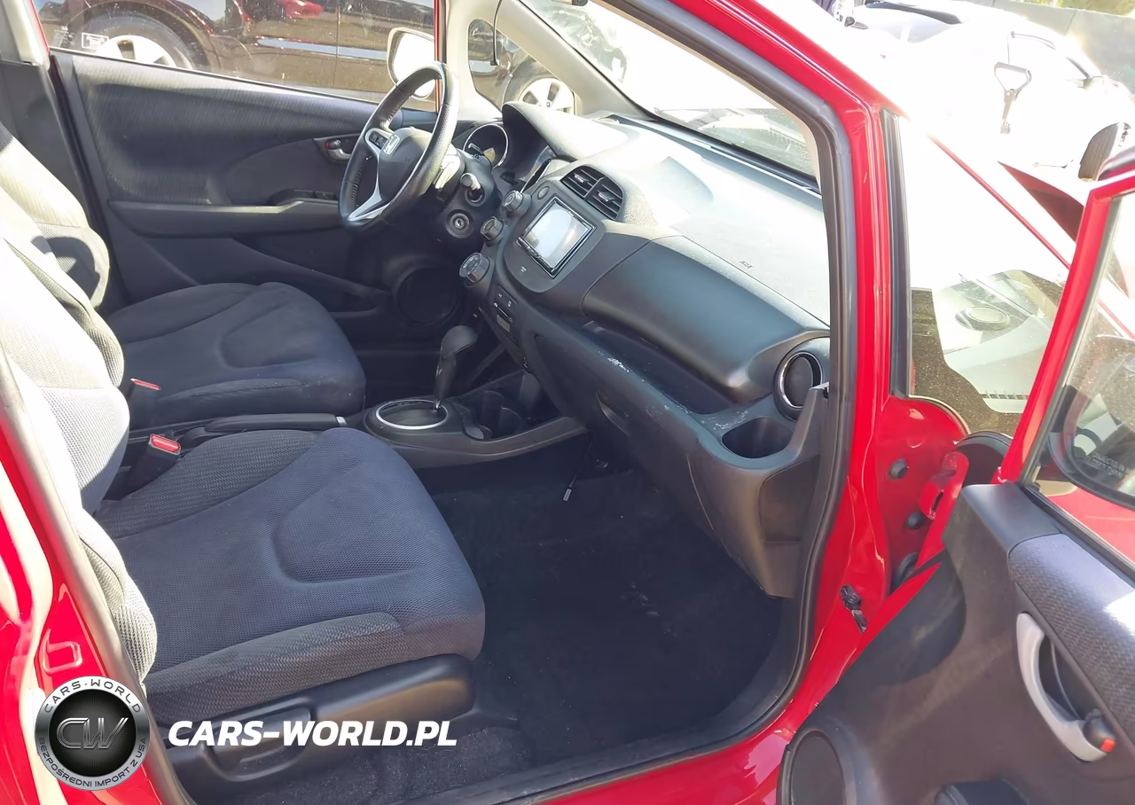 2012 Honda Fit Sport VIN:JHMGE8H5XCC019641 - 5