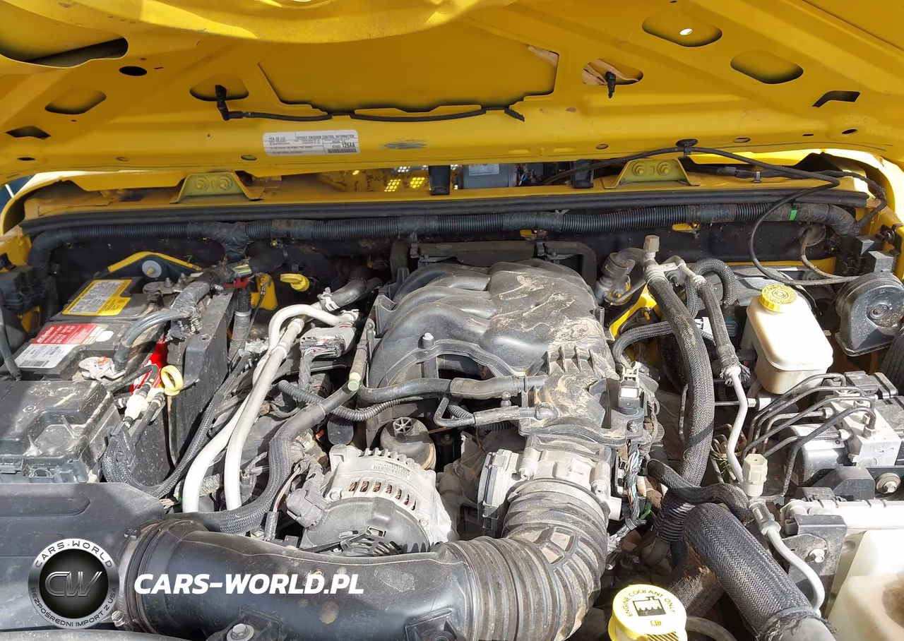 2015 Jeep Wrangler Unlimited Rubicon VIN:1C4HJWFG1FL667058 - 10