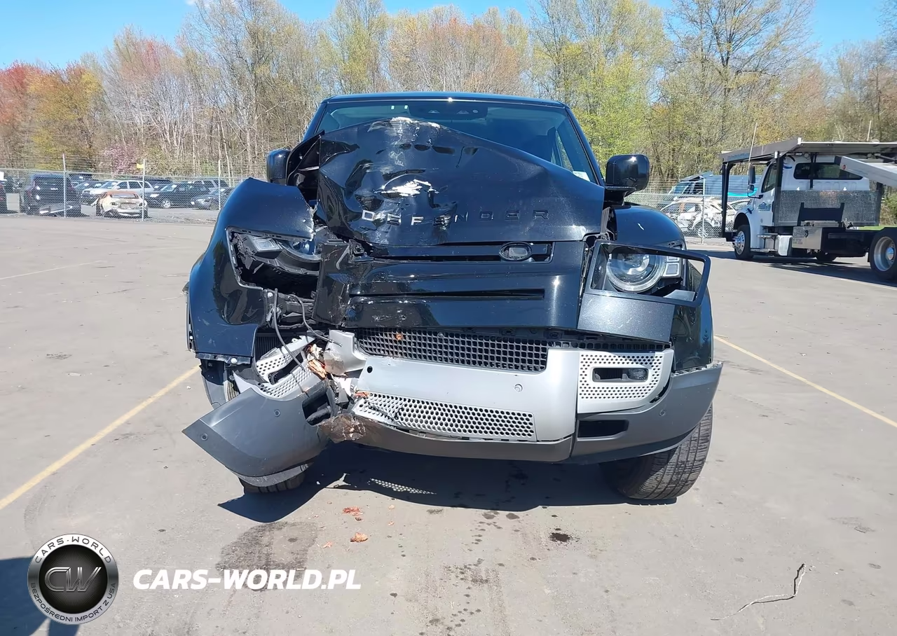 2024 Land Rover Defender 110 P400 S VIN:SALEJEEU1R2295549 - 12