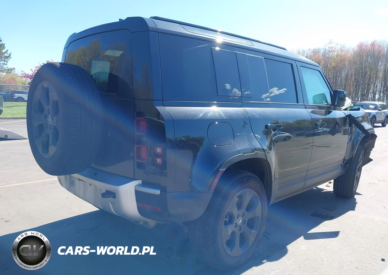 2024 Land Rover Defender 110 P400 S VIN:SALEJEEU1R2295549 - 4