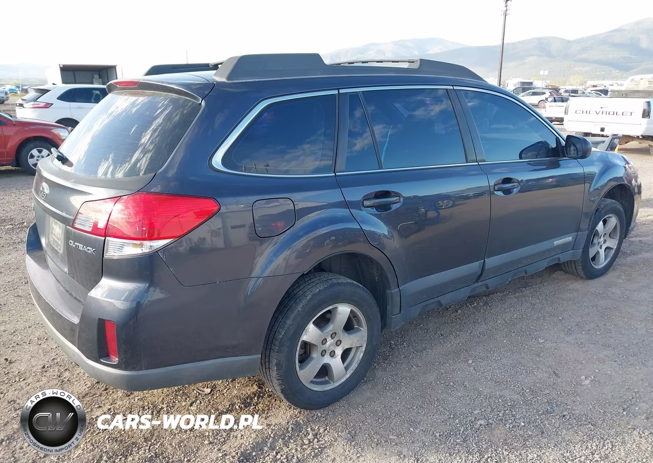 2010 Subaru Outback 2.5I VIN:4S4BRCAC0A3366187 - 4