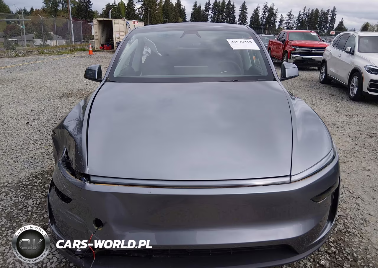 2026 Tesla Model Y Premium Rear-Wheel Drive-Standard Rear-Wheel Drive VIN:7SAYGDED6TF391195 - 13