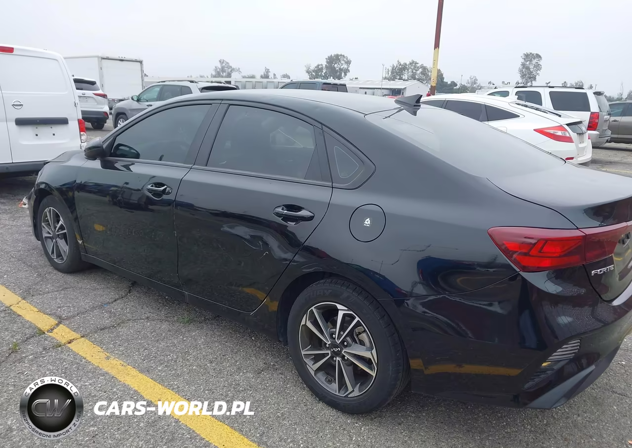 2024 Kia Forte Lxs VIN:3KPF24AD8RE825107 - 14