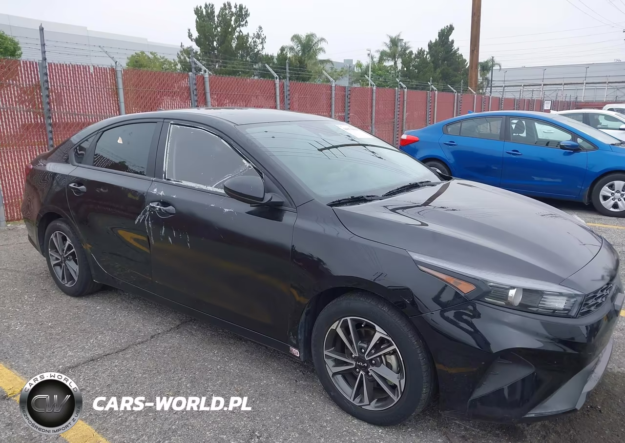 2024 Kia Forte Lxs VIN:3KPF24AD8RE825107 - 16