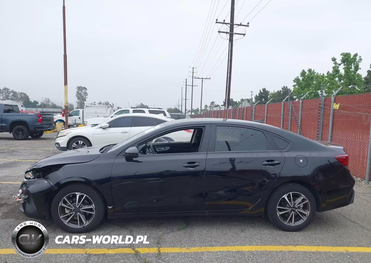 2024 Kia Forte Lxs VIN:3KPF24AD8RE825107 - 20