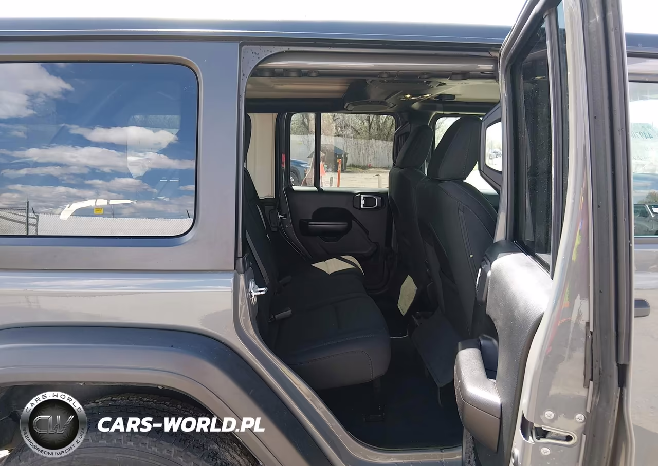 2019 Jeep Wrangler Unlimited Sport S 4X4 VIN:1C4HJXDN7KW668540 - 8