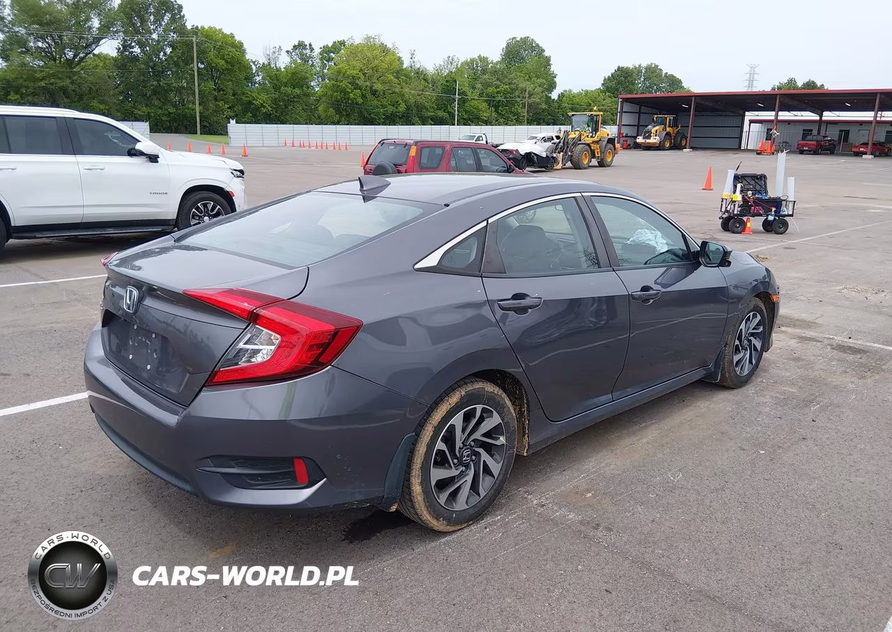 2018 Honda Civic Ex VIN:2HGFC2F73JH581462 - 4