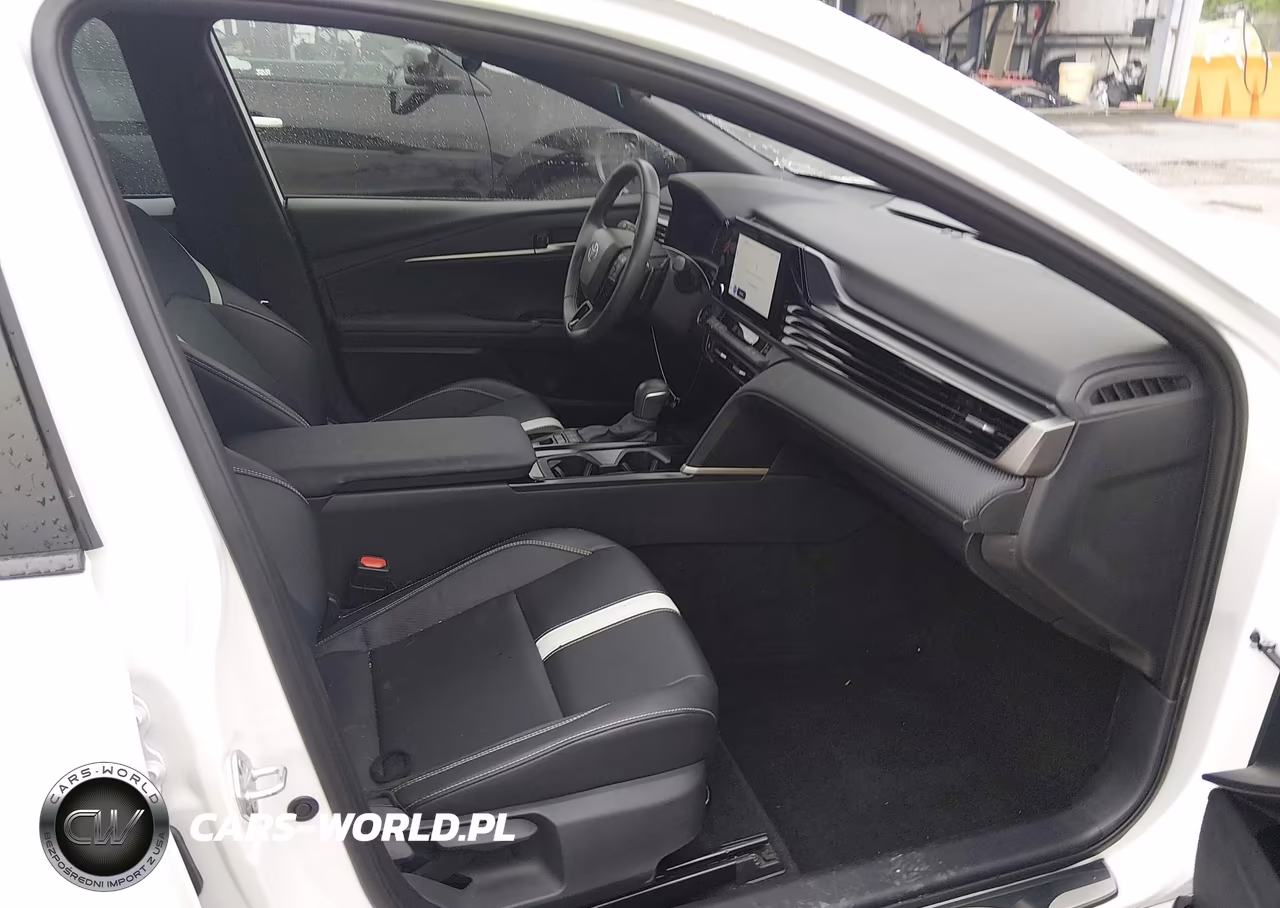 2025 Toyota Camry Se VIN:4T1DAACK0SU545222 - 5