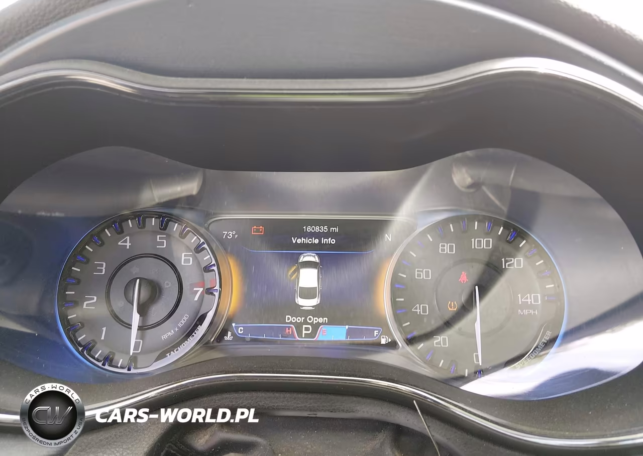 2015 Chrysler 200 S VIN:1C3CCCBGXFN514180 - 7