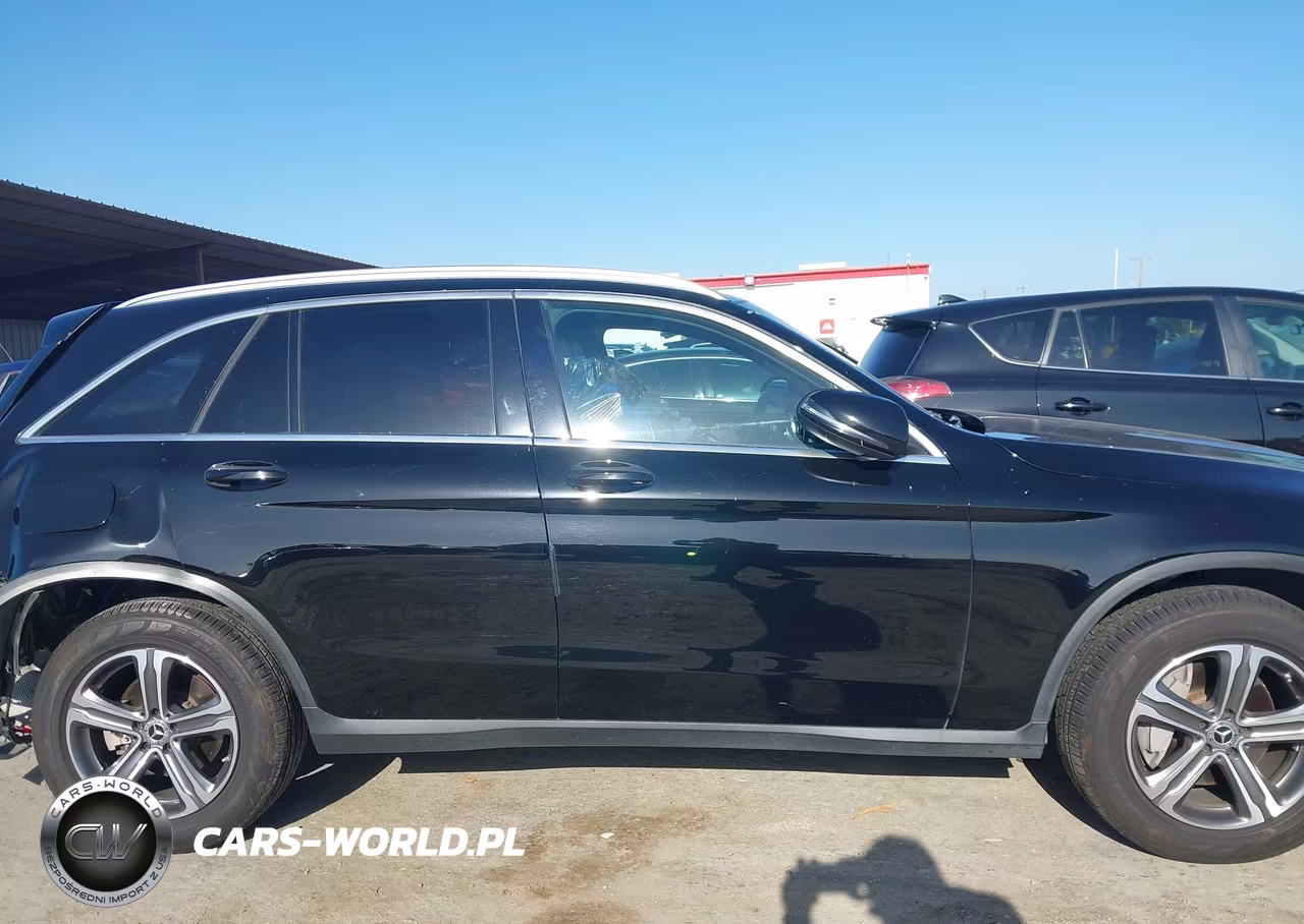 2017 Mercedes-Benz Glc 300 4Matic VIN:WDC0G4KB7HV004508 - 13