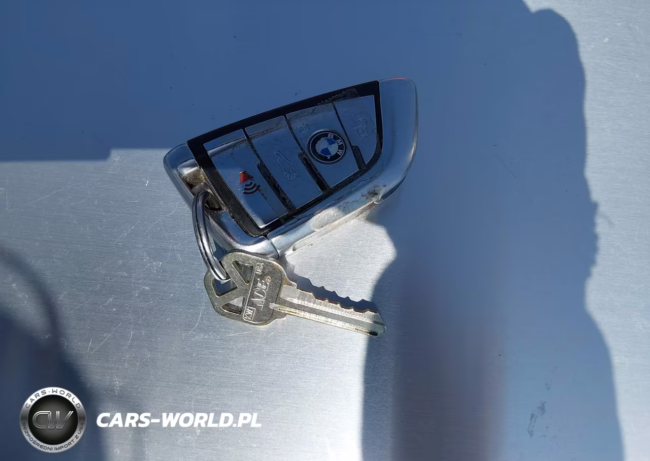 2017 BMW 530I xDrive VIN:WBAJA7C33HWA70830 - 11