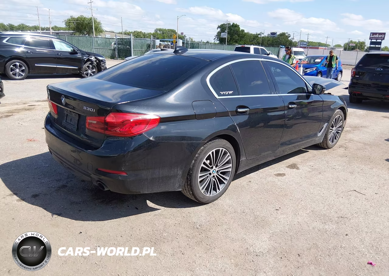 2017 BMW 530I xDrive VIN:WBAJA7C33HWA70830 - 4