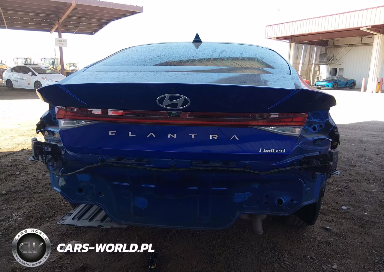 2025 Hyundai Elantra Limited VIN:KMHLP4DG2SU968373 - 17