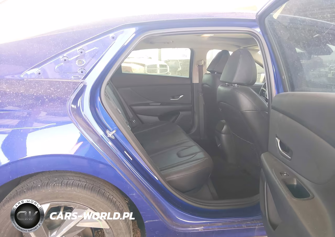 2025 Hyundai Elantra Limited VIN:KMHLP4DG2SU968373 - 8