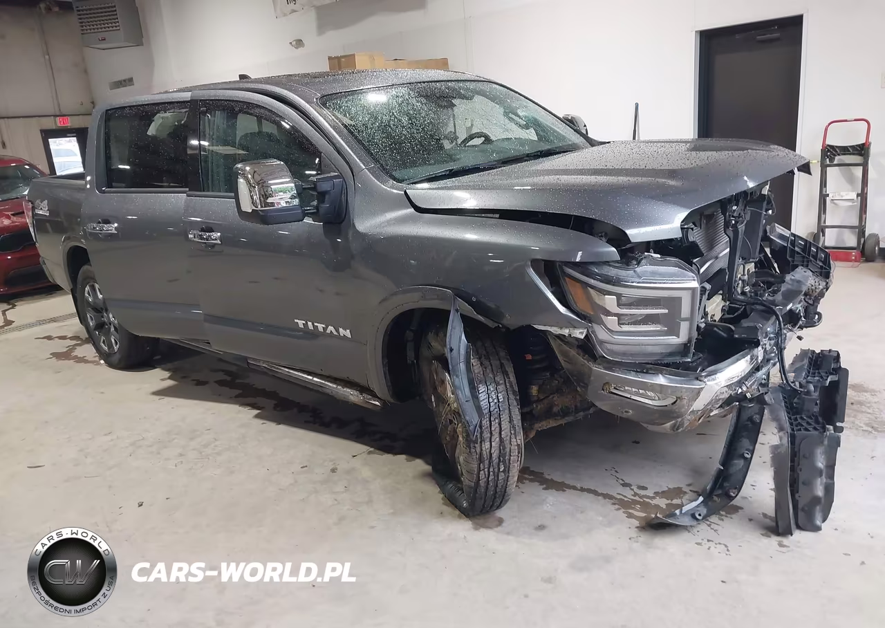 2023 Nissan Titan Platinum Reserve 4X4 – zdjęcie 1 z 17