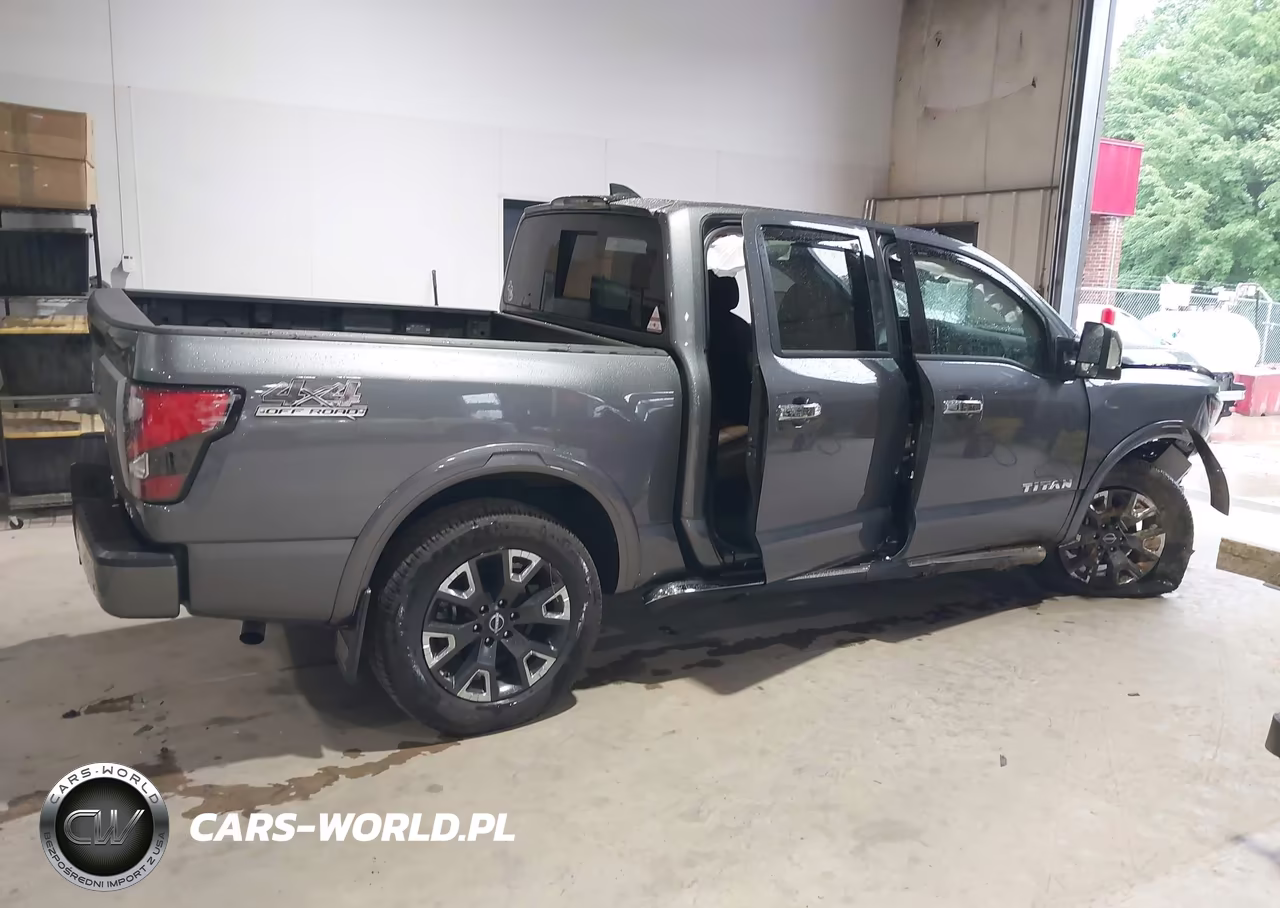 2023 Nissan Titan Platinum Reserve 4X4 VIN:1N6AA1ED2PN113137 - 13