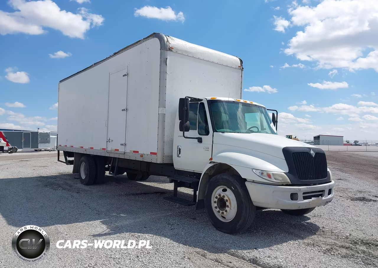 2003 International 4000 4300