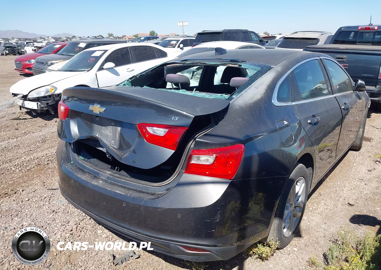 2017 Chevrolet Malibu 1Lt VIN:1G1ZE5ST0HF155842 - 4