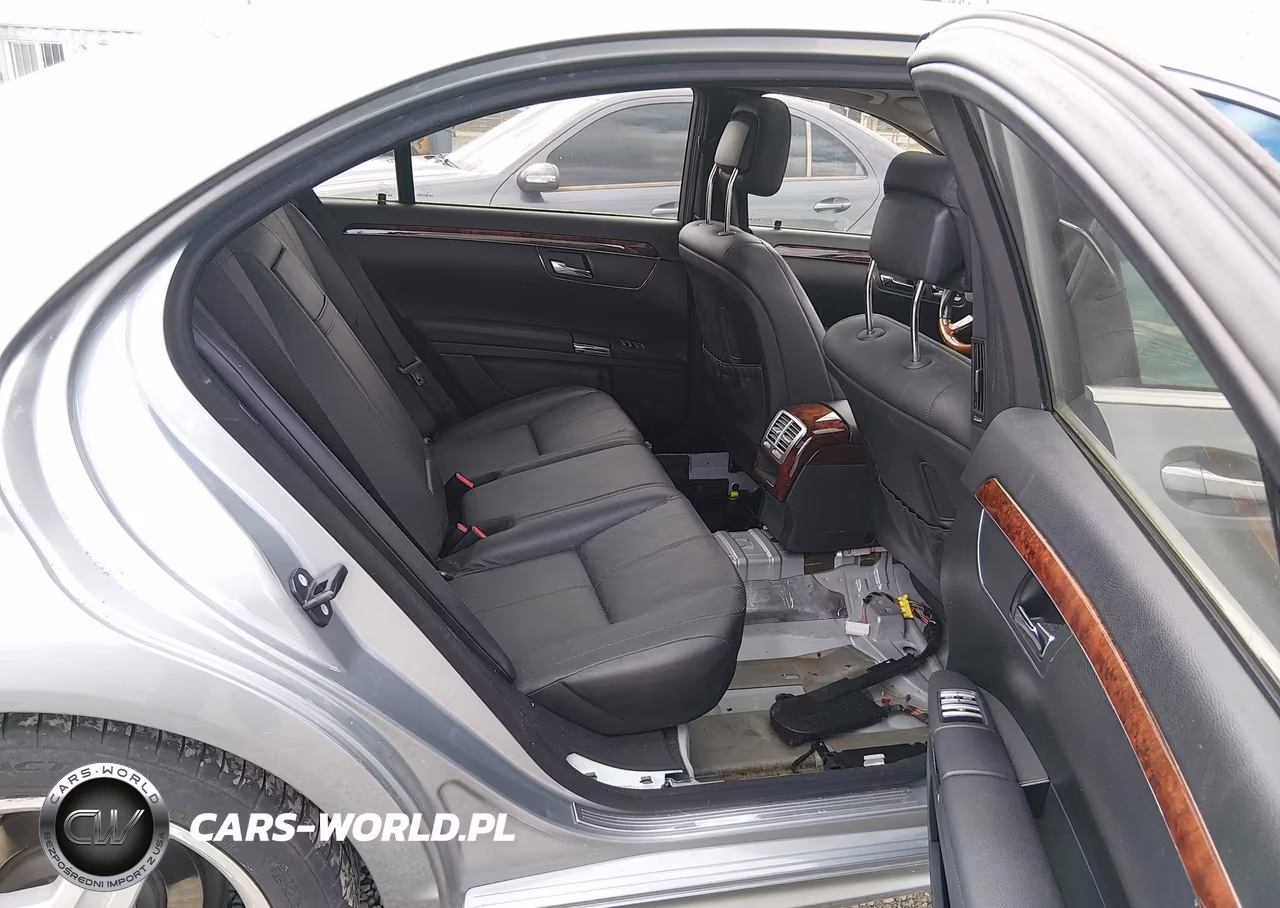 2008 Mercedes-Benz S 550 VIN:WDDNG71XX8A233529 - 8