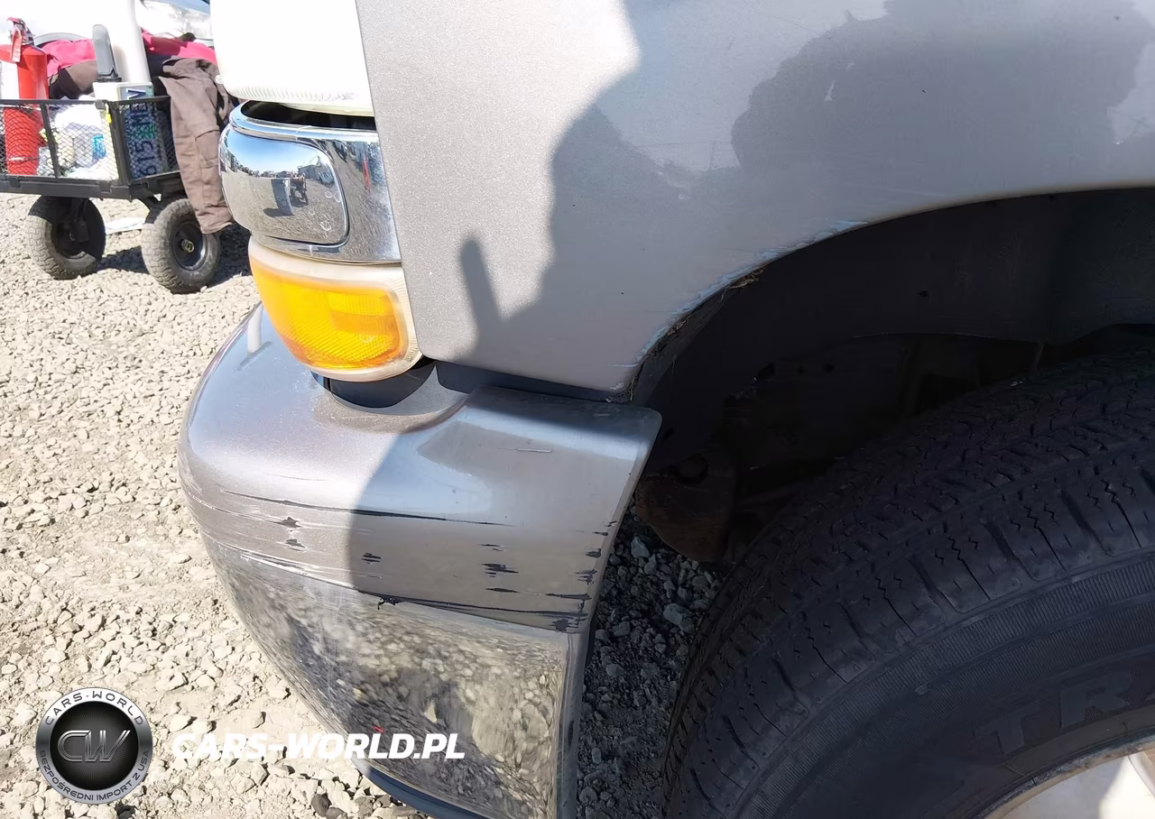 2003 Chevrolet Tahoe Lt VIN:1GNEK13Z03J260663 - 13