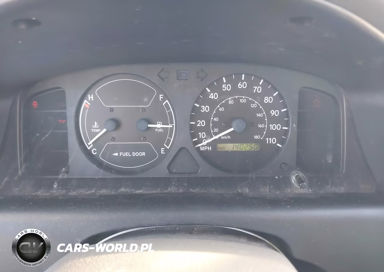 1999 Chevrolet Prizm VIN:1Y1SK5282XZ445411 - 7