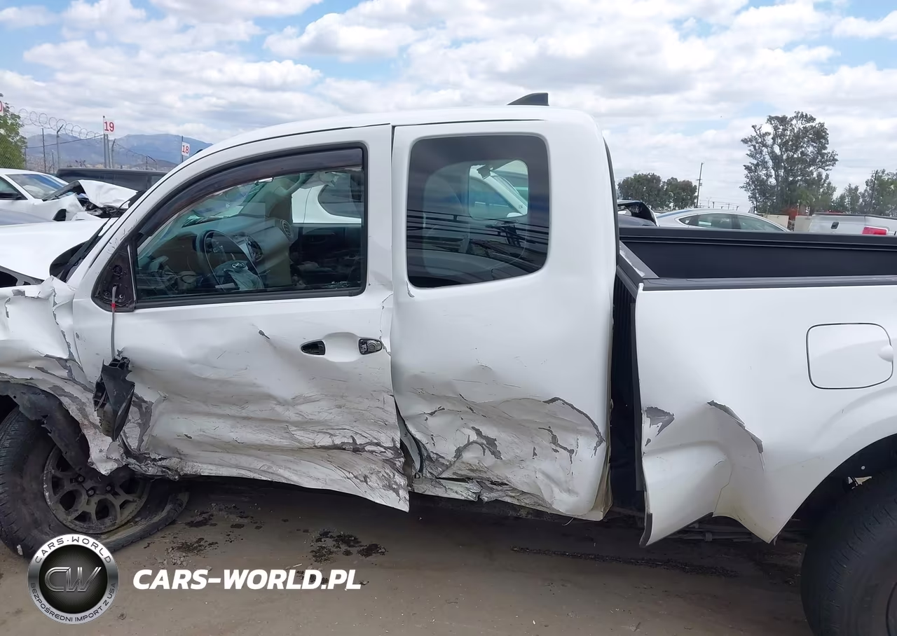 2016 Toyota Tacoma Sr VIN:5TFRX5GN5GX058642 - 13