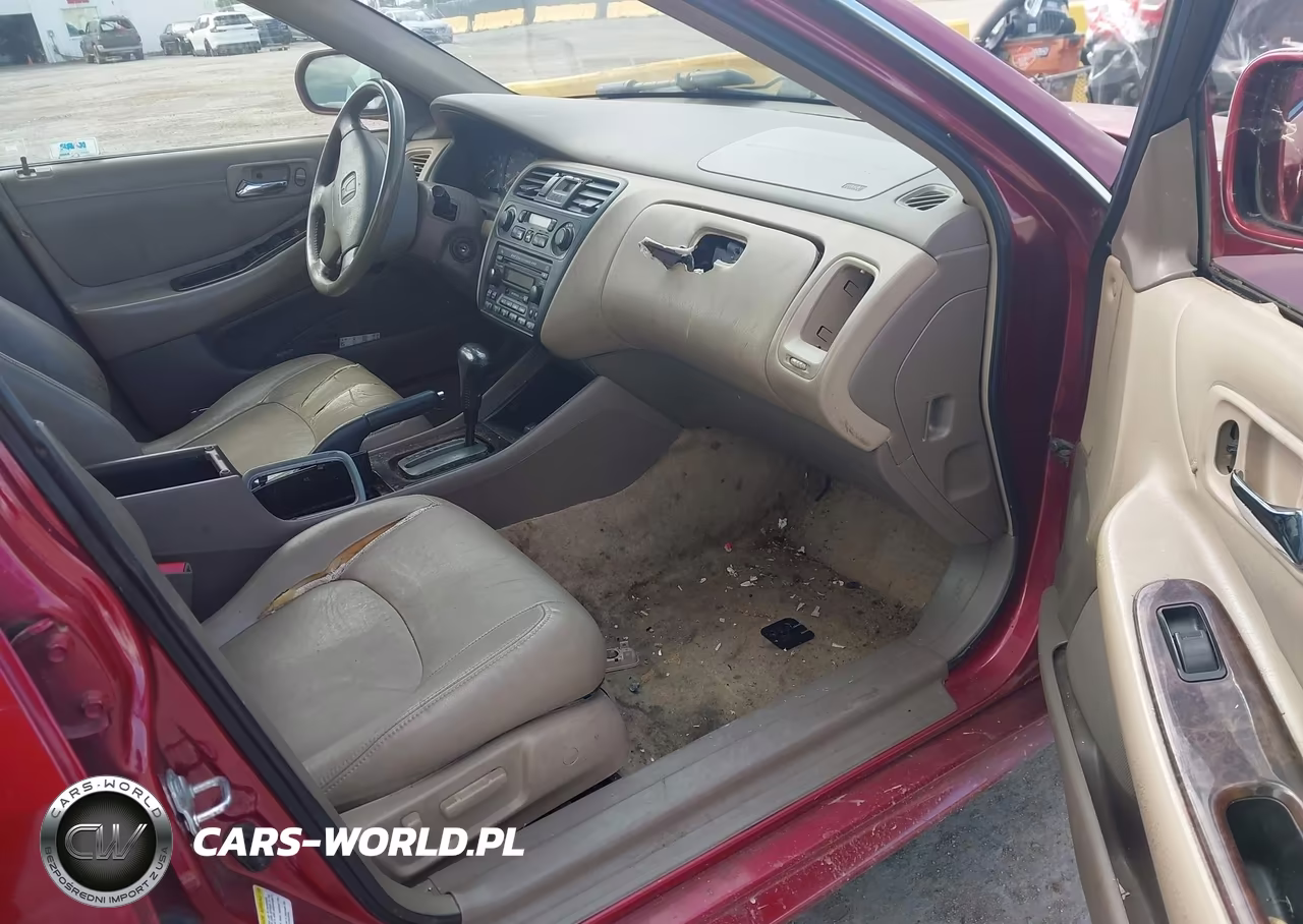 2001 Honda Accord 3.0 Ex VIN:1HGCG16501A069947 - 5