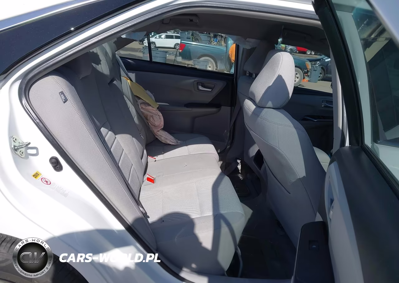 2016 Toyota Camry Le VIN:4T4BF1FK6GR563953 - 8