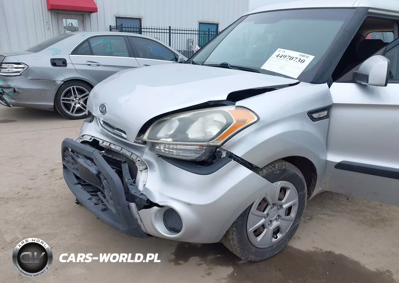 2012 Kia Soul VIN:KNDJT2A59C7390061 - 16