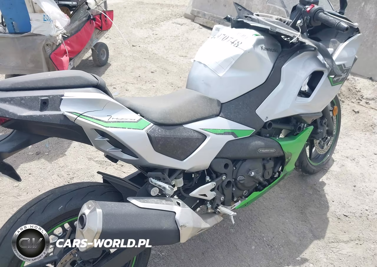 2024 Kawasaki Cx500 VIN:ML5CXGA17RDA04509 - 17