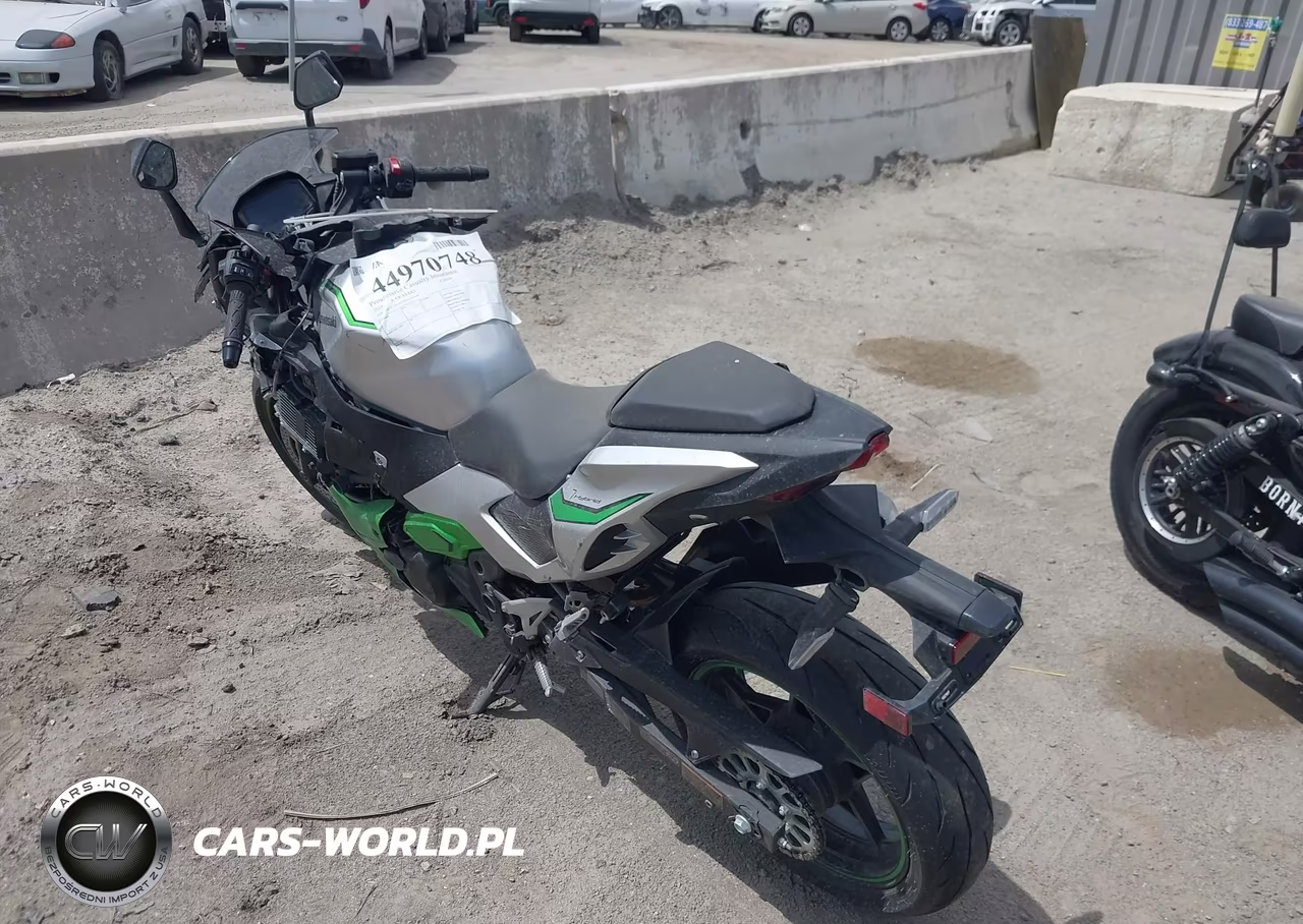 2024 Kawasaki Cx500 VIN:ML5CXGA17RDA04509 - 3