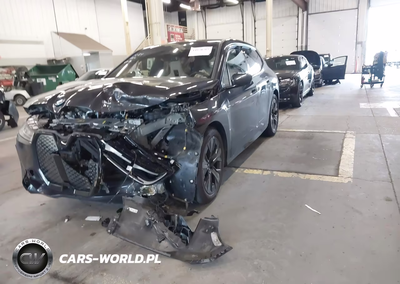2023 BMW Ix xDrive50 VIN:WB523CF03PCM92343 - 2