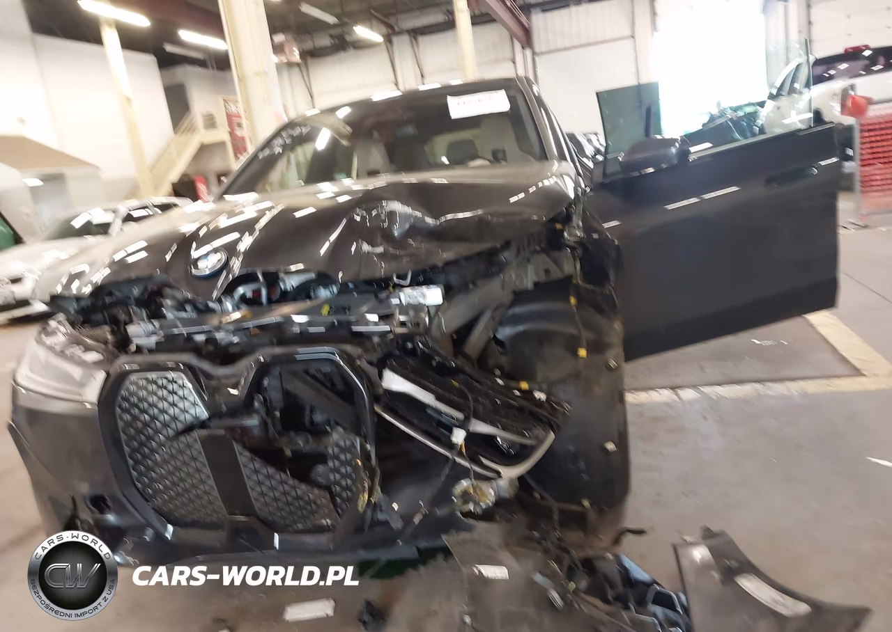 2023 BMW Ix xDrive50 VIN:WB523CF03PCM92343 - 6