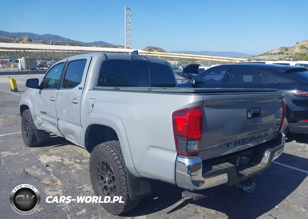 2021 Toyota Tacoma Sr5 V6 VIN:5TFAZ5CNXMX107634 - 3
