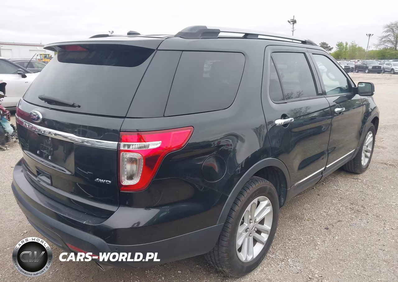 2014 Ford Explorer Xlt VIN:1FM5K8D89EGB21912 - 4