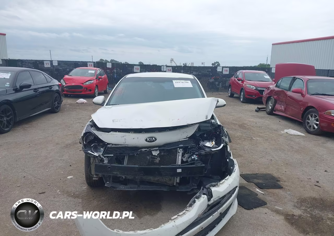 2020 Kia Rio 5-Door S VIN:3KPA25AD1LE299913 - 12