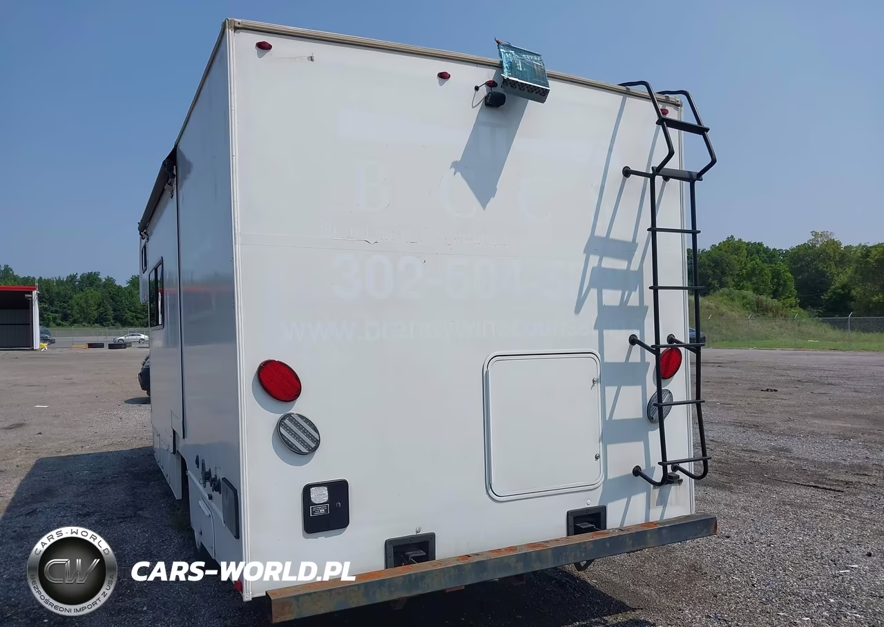 2014 Chevrolet Express Cutaway 4500 VIN:1GB6G5CG9E1169421 - 15