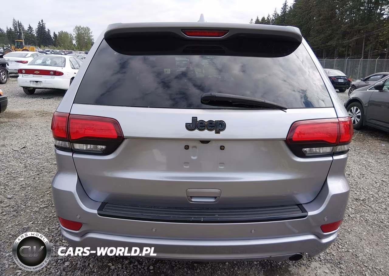 2017 Jeep Grand Cherokee Altitude 4X2 VIN:1C4RJEAG3HC757272 - 16