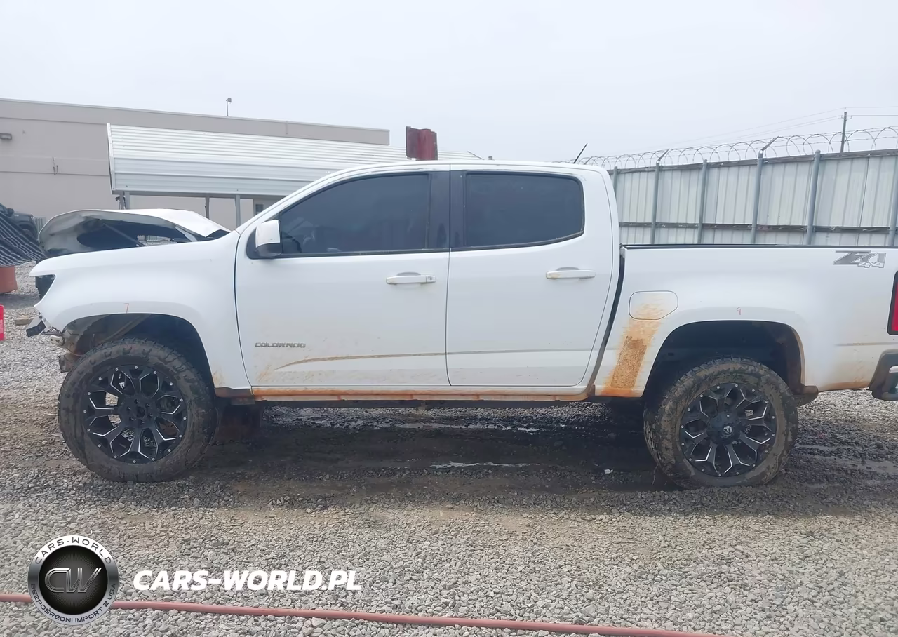 2015 Chevrolet Colorado Z71 VIN:1GCGTCE3XF1230013 - 14