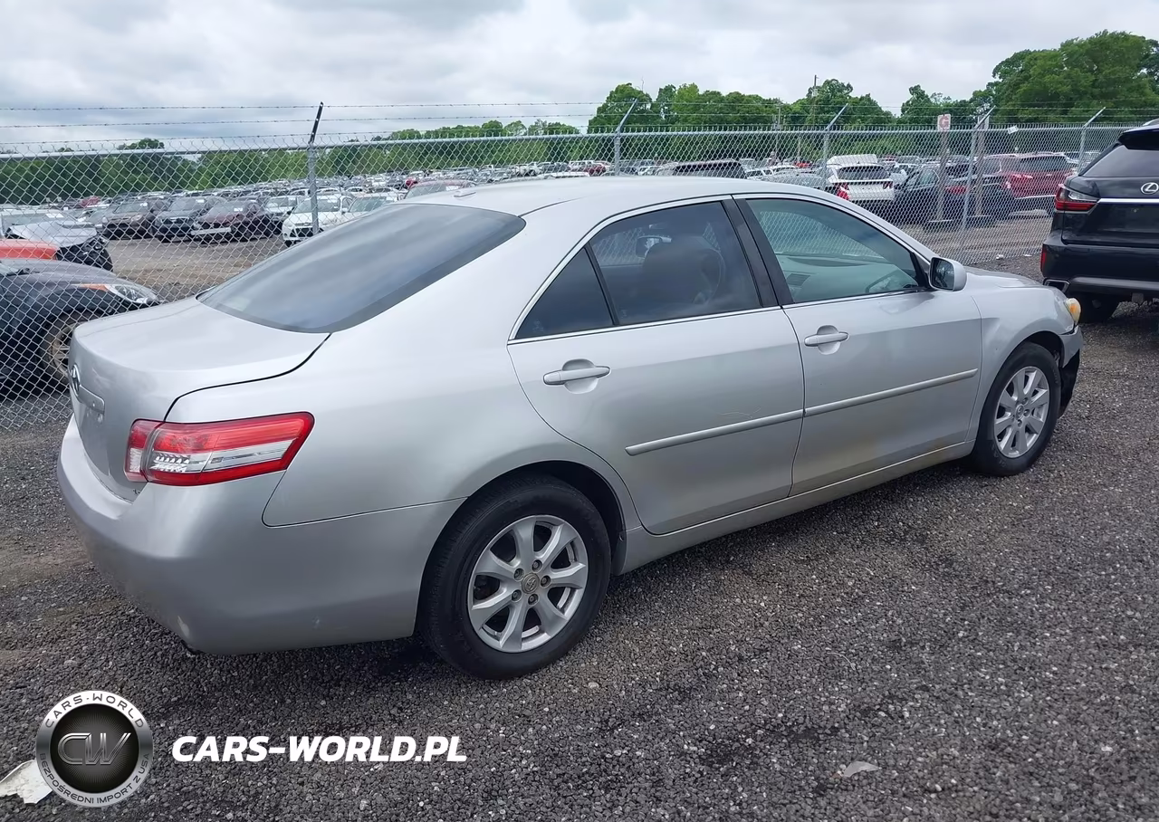 2011 Toyota Camry Le VIN:4T4BF3EK4BR209595 - 4