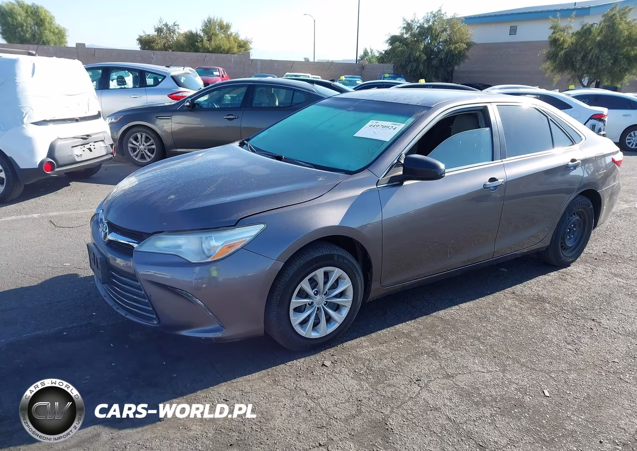 2015 Toyota Camry Le VIN:4T4BF1FK1FR458302 - 2
