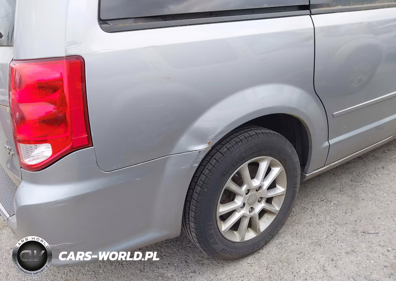 2013 Dodge Grand Caravan R-T VIN:2C4RDGEG0DR546545 - 13