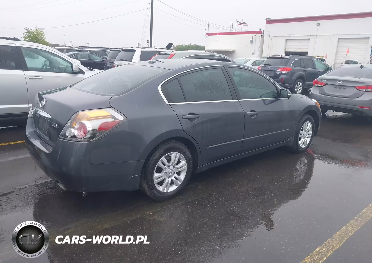 2012 Nissan Altima 2.5 S VIN:1N4AL2AP9CN561894 - 4