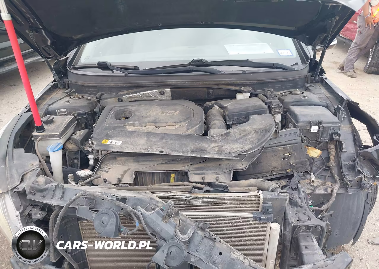 2016 Hyundai Sonata Limited VIN:5NPE34AF9GH327520 - 10
